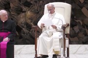 Papa Leone XIV ai giornalisti: 'Disarmiamo le parole e disarmeremo la Terra'