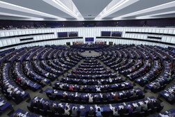 Il Parlamento europeo alla Cina: "Si fermi la repressione dei leader spirituali tibetani"