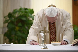 Papa Francesco a Santa Marta in una foto di archivio