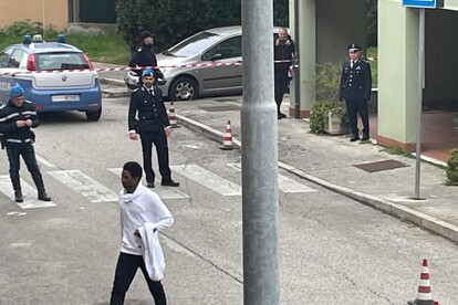 Louis Dassilva, in carcere per l'omicidio di Pierina Paganelli, durante il test della camminata