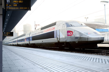 Sncf entra sull'alta velocità italiana, primi treni da 2026