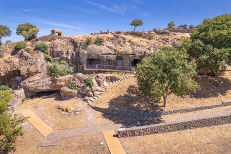 Le Domus de Janas in Patrimonio Unesco, verdetto entro l'estate