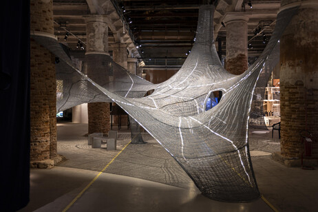 Al padiglione Bahrain il Leone d'oro della Biennale Architettura