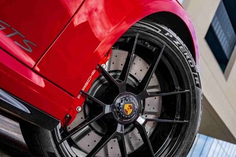 Pirelli è primo equipaggiamento di Porsche 911 GTS ibrida