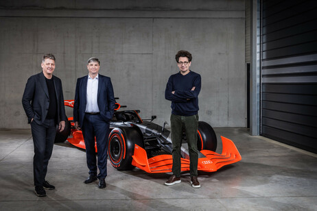 From the left  Gernot Döllner, Jürgen Rittersberger e Mattia Binotto