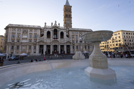 A Santa Maria Maggiore emozione alla tomba di Francesco