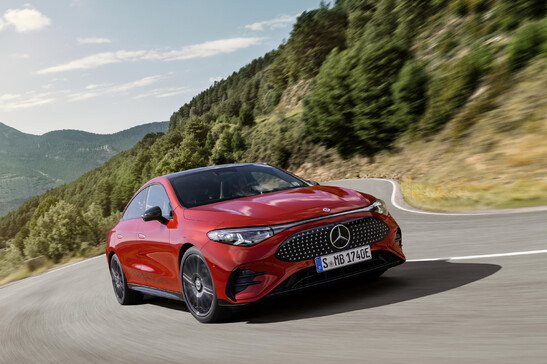 Debutta Mercedes CLA, svelati i prezzi anche della versione EQ