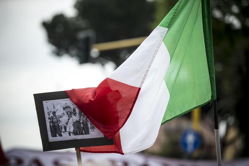 Una manifestazione di partigiani a Roma