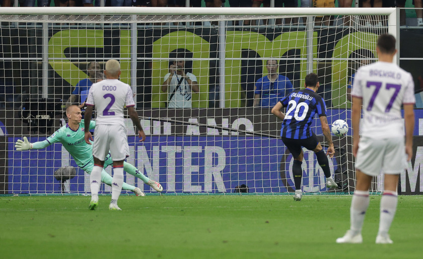 Soccer; serie A: Fc Inter vs Fiorentina - RIPRODUZIONE RISERVATA