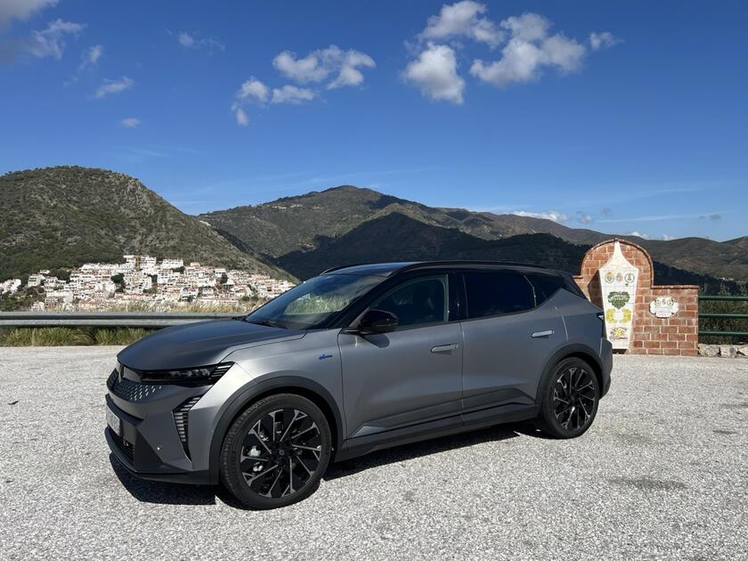 Nuova Scenic E-Tech Electric © ANSA/Renault