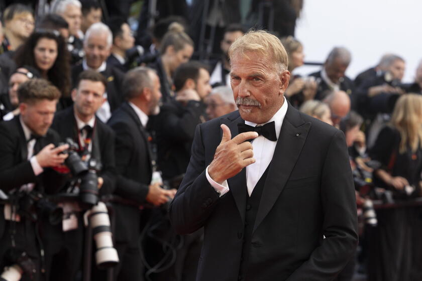 A Kevin Costner Colonna d'Oro al Magna Graecia Film Festival