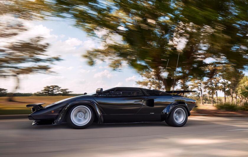 Lamborghini Countach LP 400 S