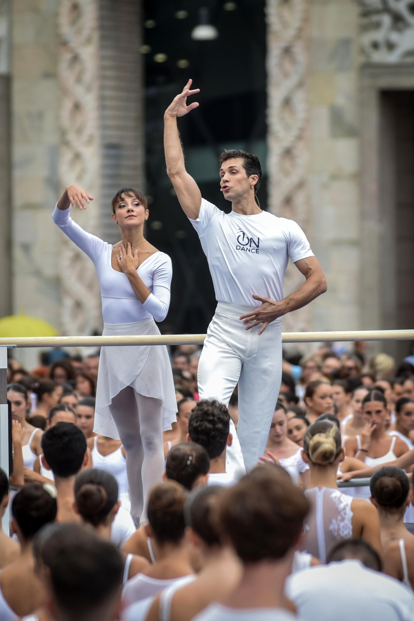 OnDance dance festival at Piazza Duomo in Milan