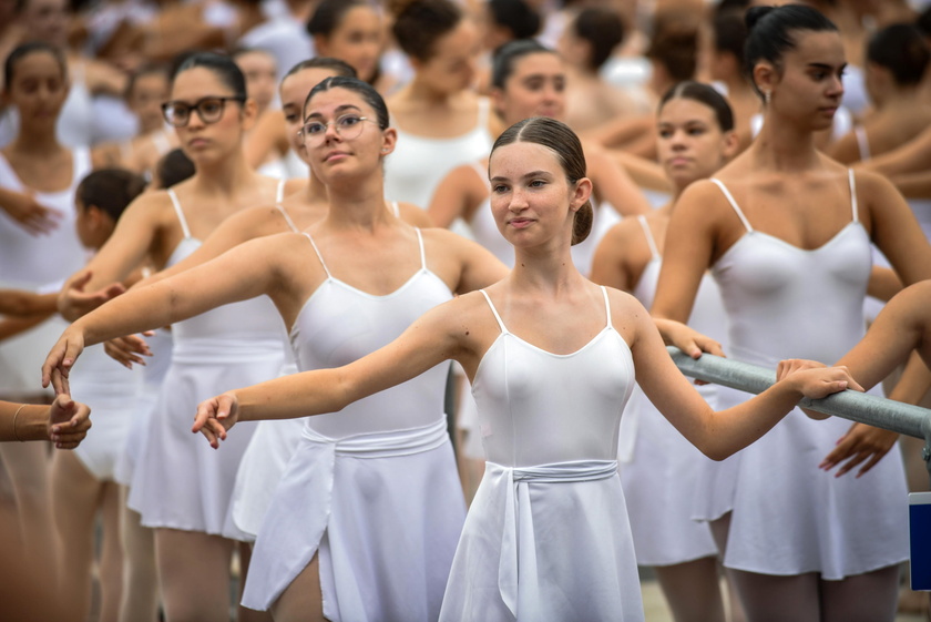 OnDance dance festival at Piazza Duomo in Milan