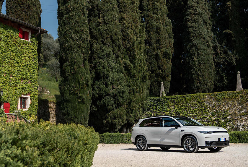Suv elettrico Leapmotor C10 Range Extender