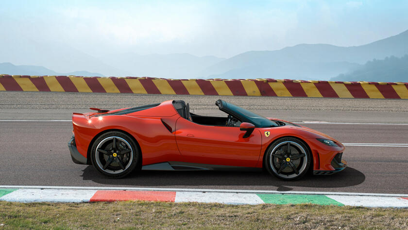 Ferrari 296 Speciale e 296 Speciale A
