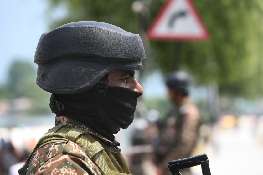 Indian-Administered Kashmir sees security increase amid rising India-Pakistan tensions