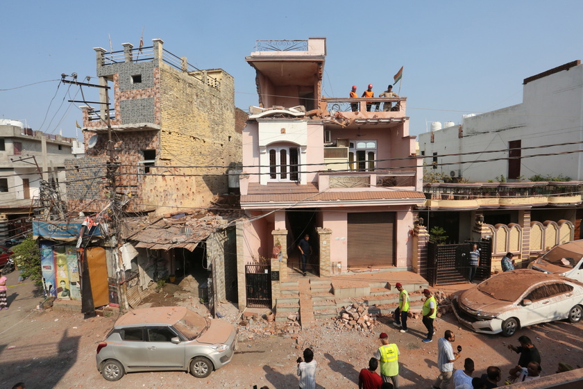 Cross-border shelling from Pakistan causes damage in Jammu