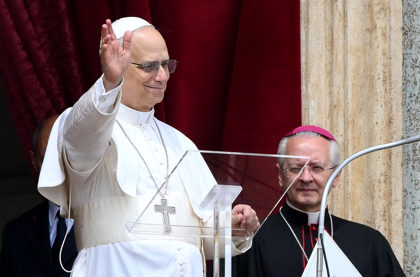 Primo Regina Coeli di Papa Leone XIV