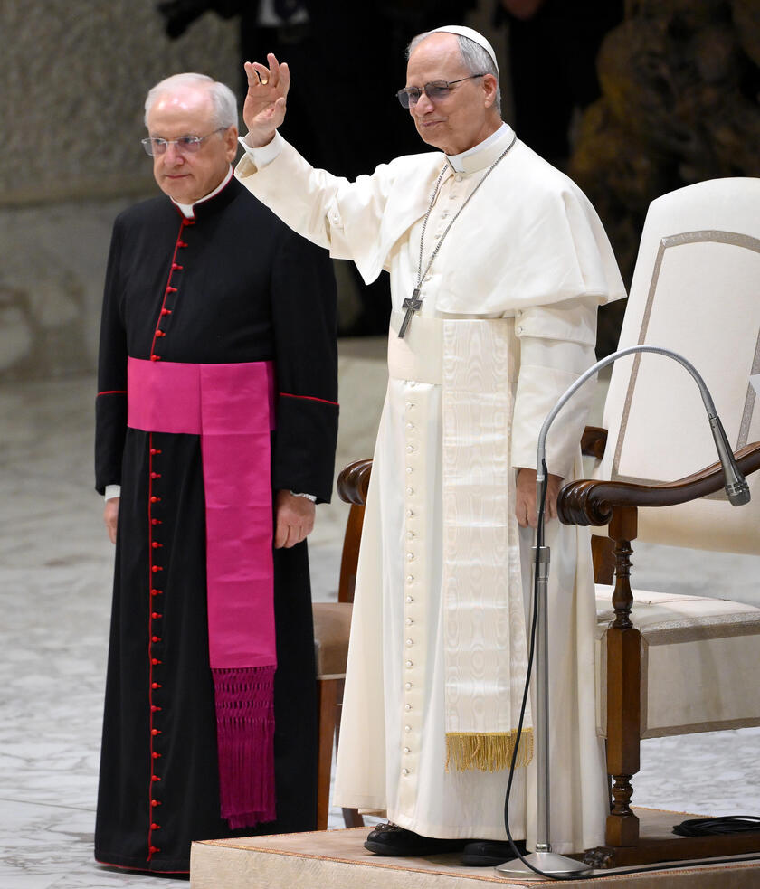Il Papa durante l'incontro con i giornalisti