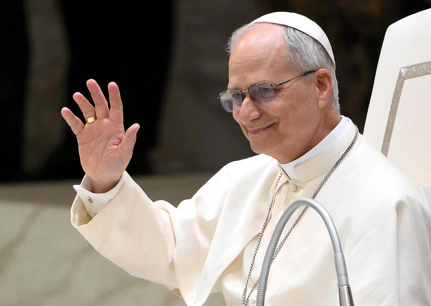 Il Papa durante l'incontro con i giornalisti