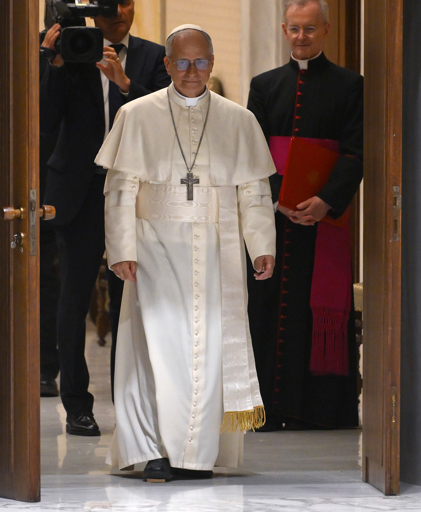 Il Papa ai giornalisti, siate operatori di pace