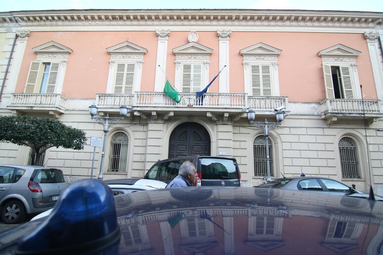 - RIPRODUZIONE RISERVATA