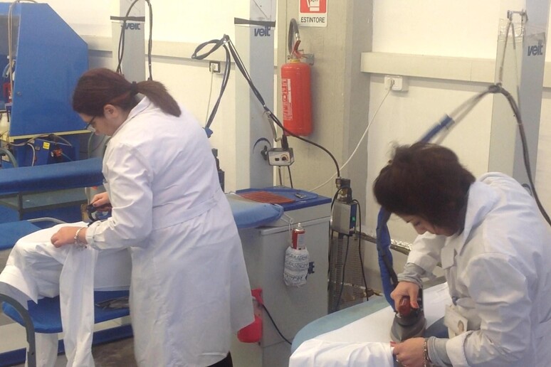 - RIPRODUZIONE RISERVATA