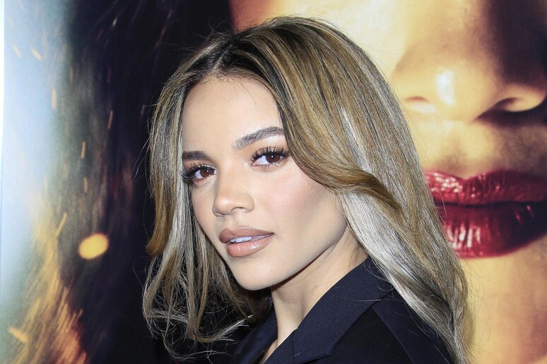 Leslie Grace - RIPRODUZIONE RISERVATA