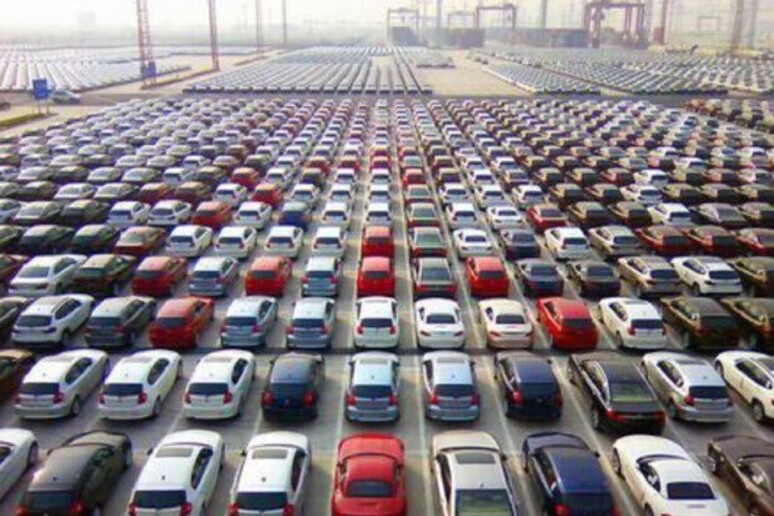Auto: ad aprile ogni 100 nuove, vendute 184 usate - RIPRODUZIONE RISERVATA