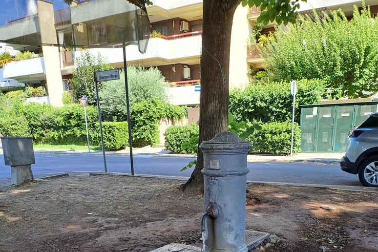 - RIPRODUZIONE RISERVATA