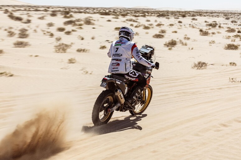 Sesta tappa complicata per Aprilia all 'Africa Eco Race © ANSA/Aprilia