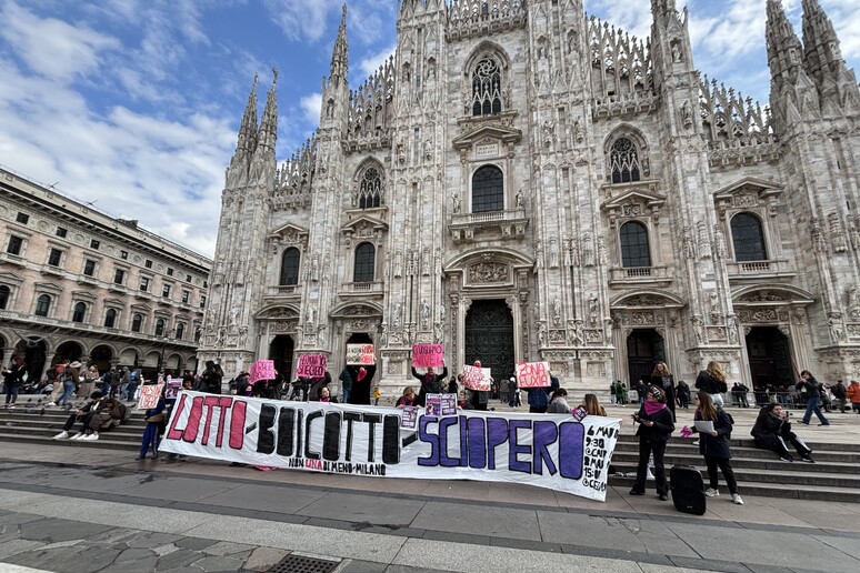 - RIPRODUZIONE RISERVATA