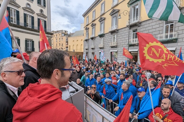 - RIPRODUZIONE RISERVATA