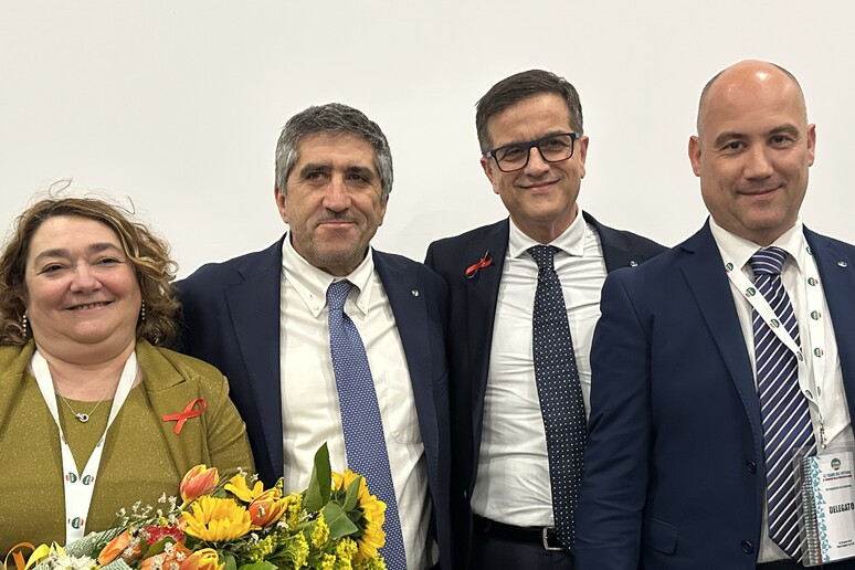 - RIPRODUZIONE RISERVATA