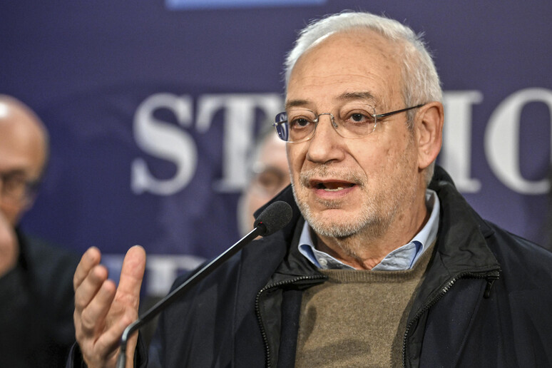 - RIPRODUZIONE RISERVATA