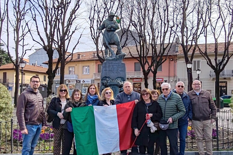 - RIPRODUZIONE RISERVATA