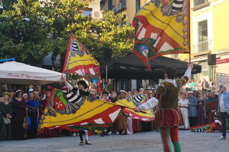 - RIPRODUZIONE RISERVATA