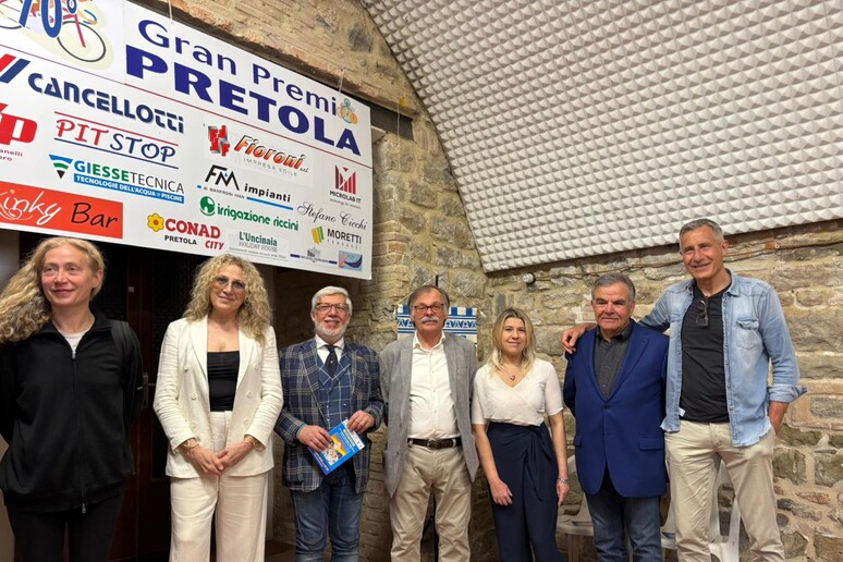 - RIPRODUZIONE RISERVATA