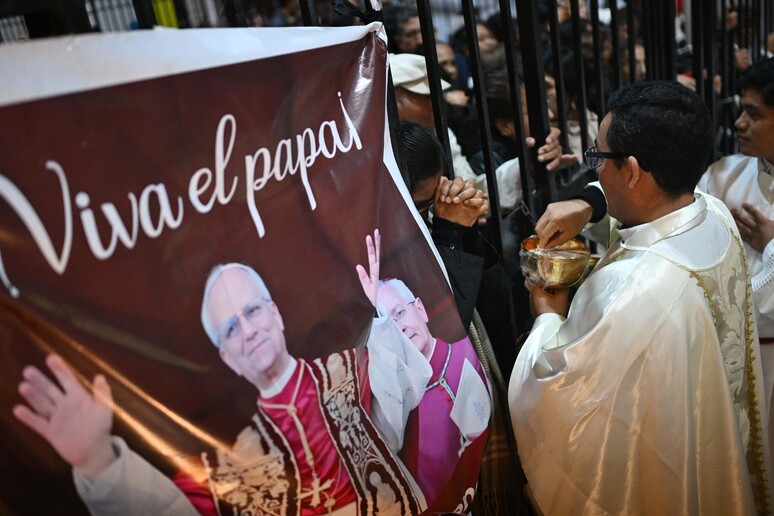 In migliaia alla messa per papa Leone XIV a Chiclayo