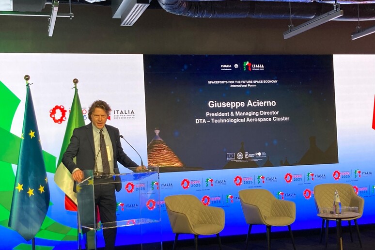 - RIPRODUZIONE RISERVATA
