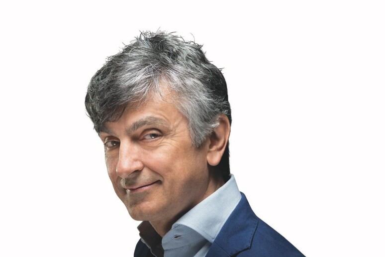 - RIPRODUZIONE RISERVATA