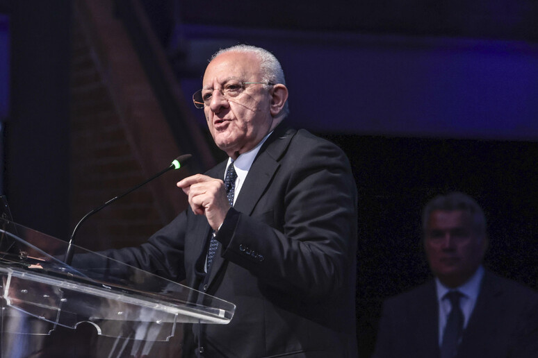 - RIPRODUZIONE RISERVATA