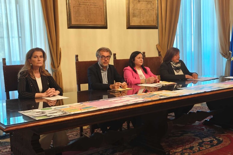 - RIPRODUZIONE RISERVATA