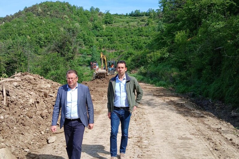 - RIPRODUZIONE RISERVATA