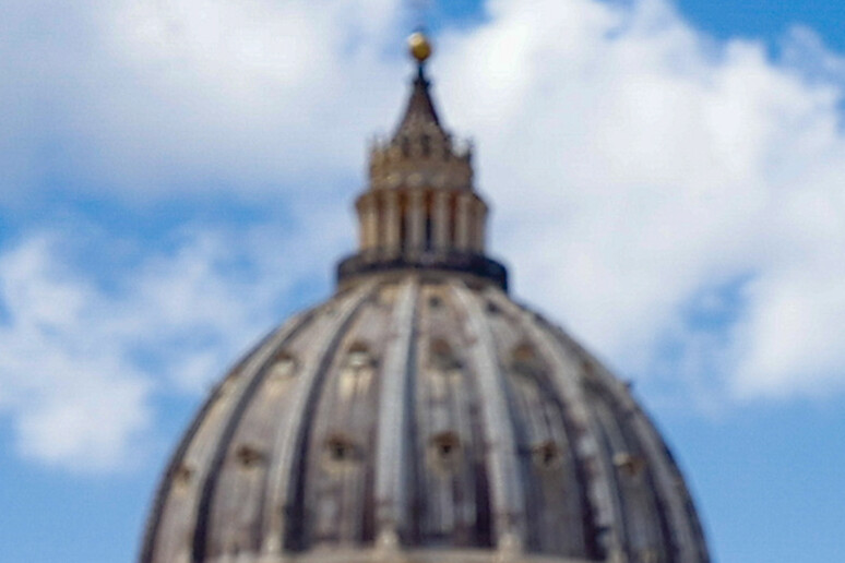 - RIPRODUZIONE RISERVATA
