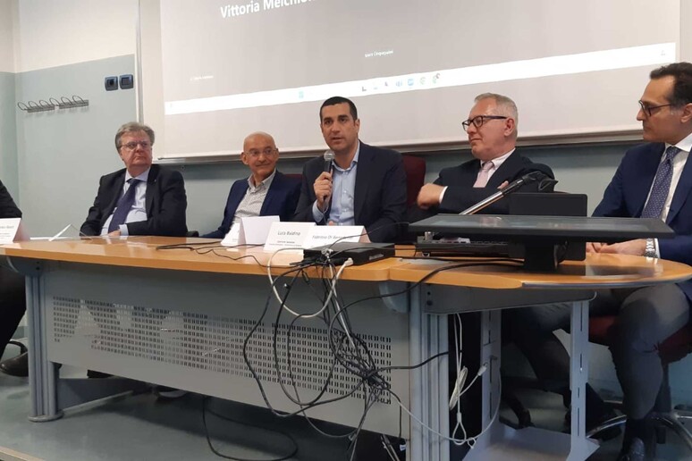 - RIPRODUZIONE RISERVATA
