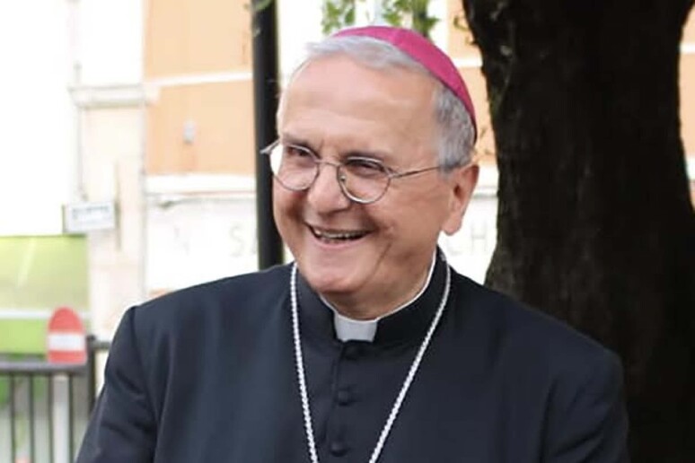 - RIPRODUZIONE RISERVATA