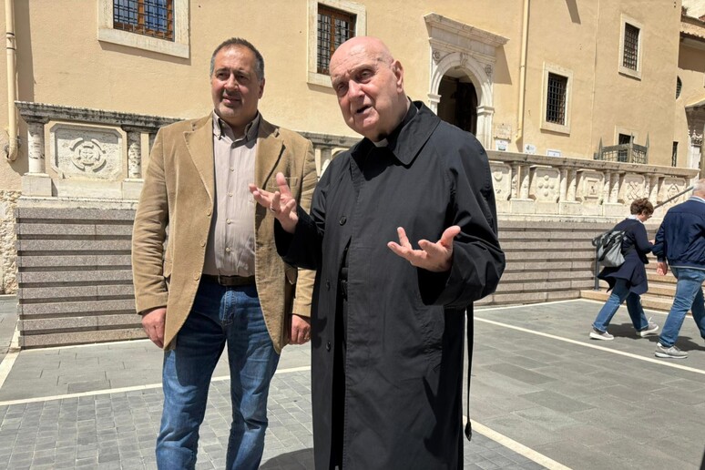 - RIPRODUZIONE RISERVATA