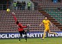 Luca Toni trascina il Verona alla vittoria dopo tre ko. Induce Manfredini all'autogol poi il raddoppio con un delizioso pallonetto. Esordio casalingo amaro per Malesani che aveva schierato subito 7 dei 12 nuovi acquisti